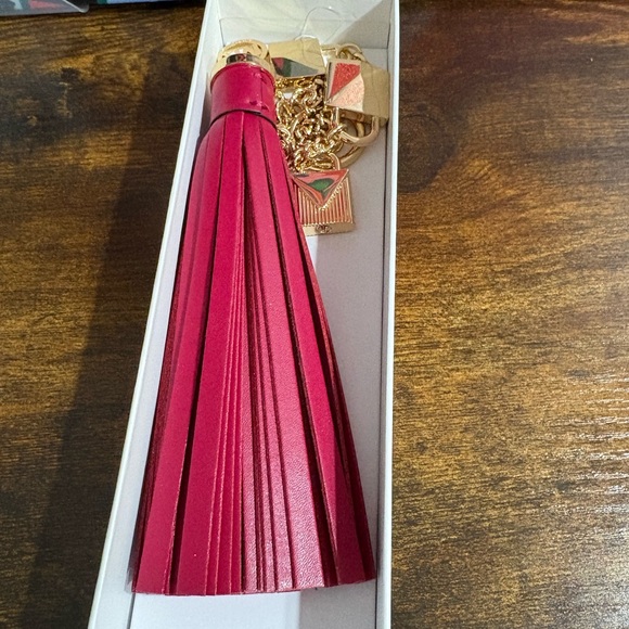 Michael Kors XL Leather Tassel Key Charm Purse Accessory Cranberry - Picture 1 of 13